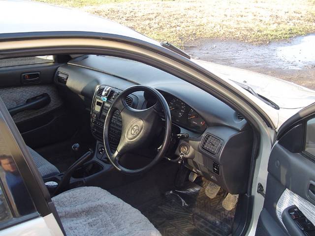 1993 Toyota Carina