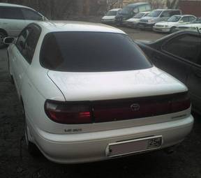 1993 Carina