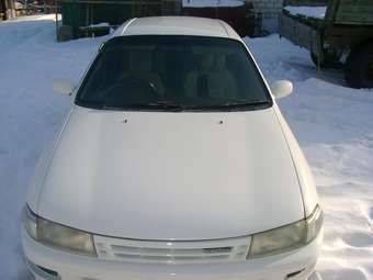1993 Carina