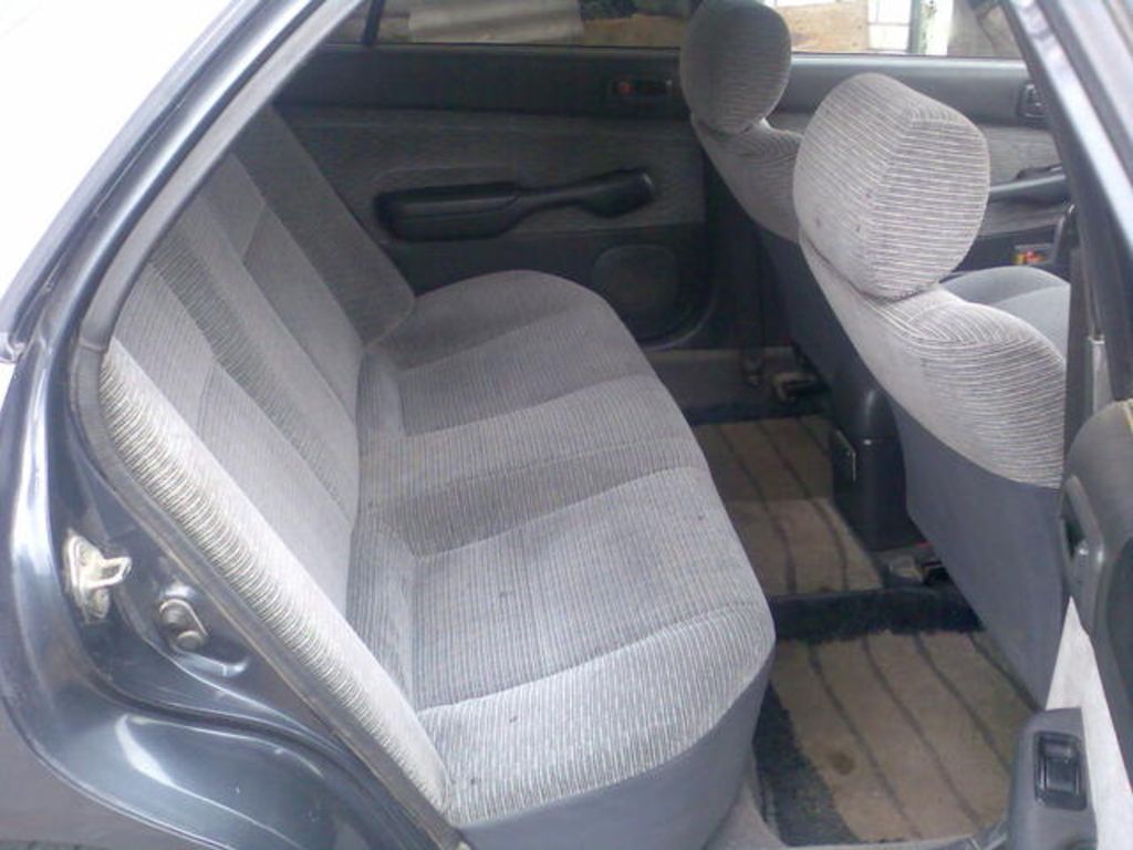 1993 Toyota Carina