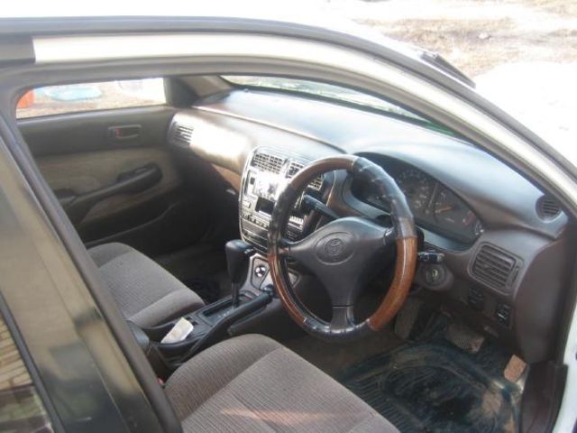 1993 Toyota Carina