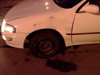 1993 Carina