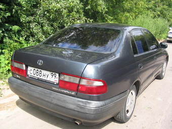 1993 Toyota Carina Pictures
