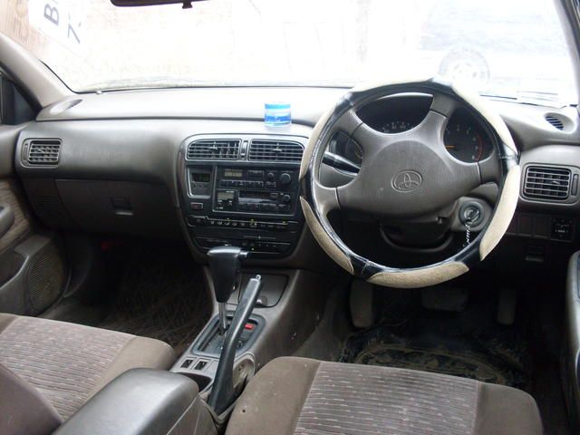 1994 Toyota Carina