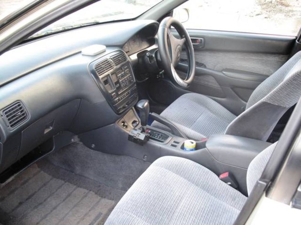 1994 Toyota Carina