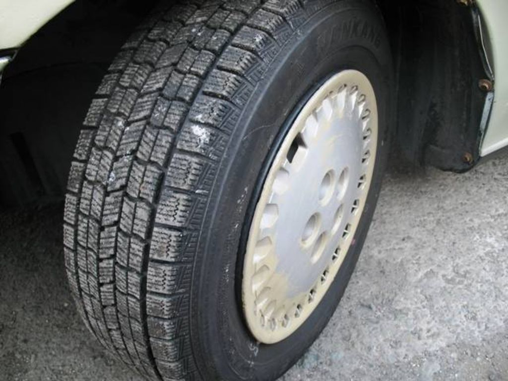 1994 Toyota Carina