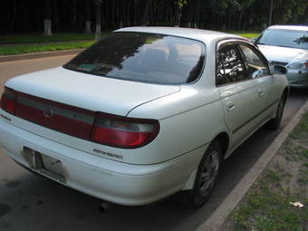 1994 Toyota Carina Photos