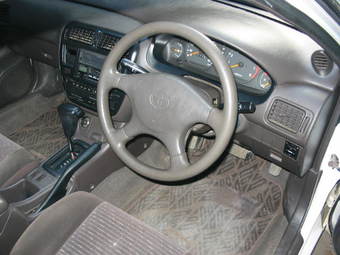1994 Toyota Carina Pictures