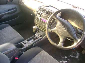 1994 Toyota Carina Pictures