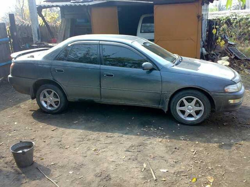 1995 Toyota Carina