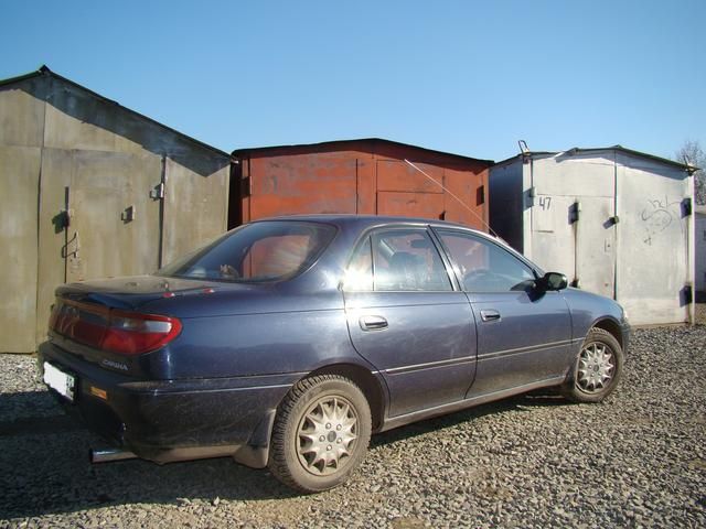 1995 Toyota Carina