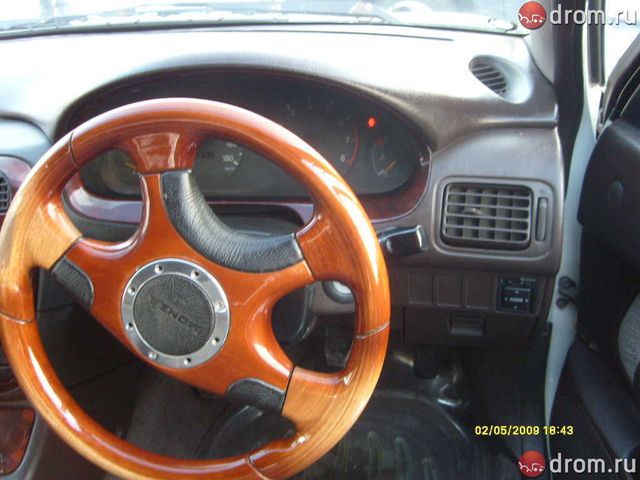 1995 Toyota Carina