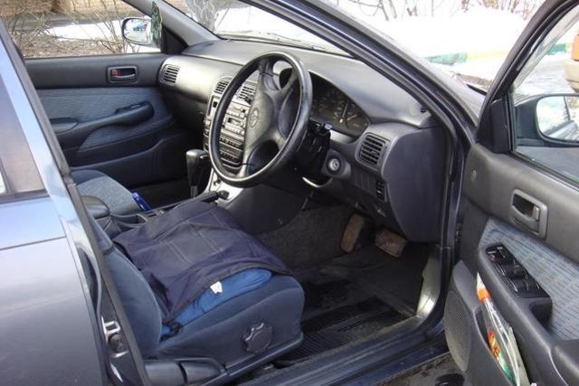 1995 Toyota Carina