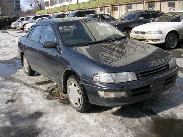 1995 Toyota Carina Pictures