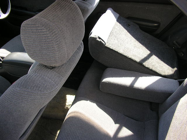 1995 Toyota Carina Photos