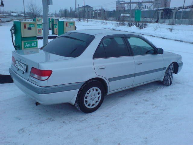 1997 Toyota Carina