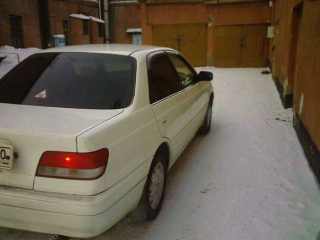 1997 Toyota Carina