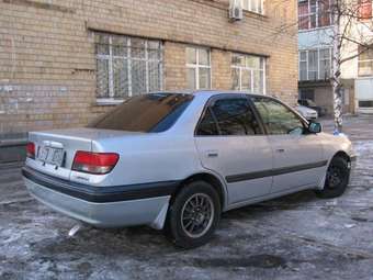 1997 Toyota Carina Photos