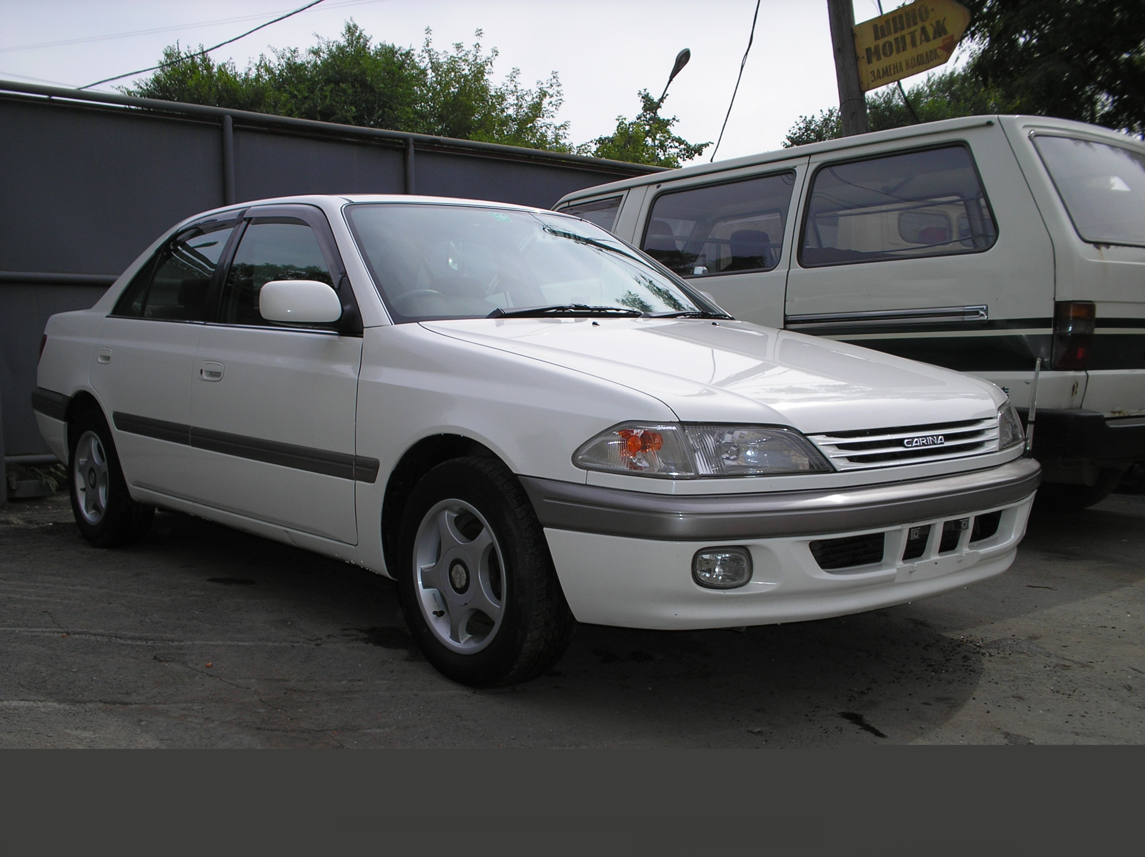 1998 Toyota Carina