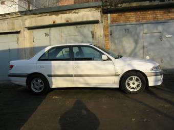 1998 Carina