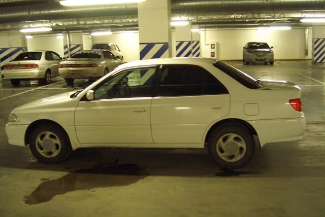 1998 Toyota Carina