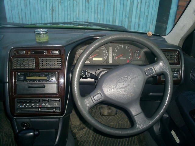 1998 Toyota Carina
