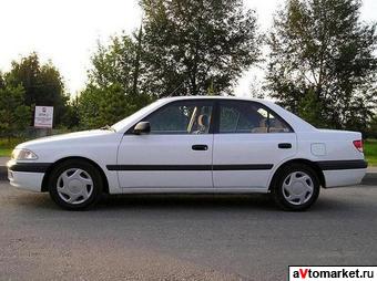 1998 Toyota Carina Pictures