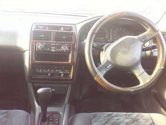 1998 Toyota Carina Images
