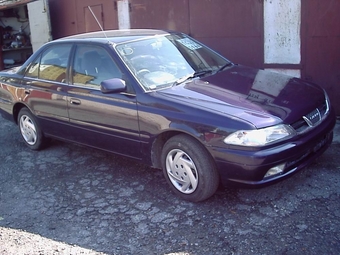 1999 Toyota Carina