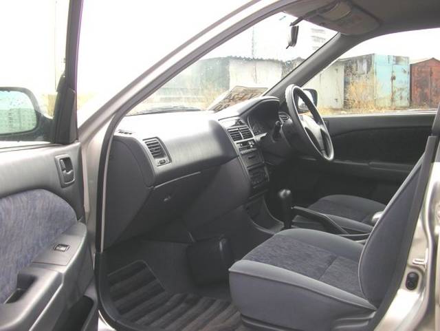 1999 Toyota Carina