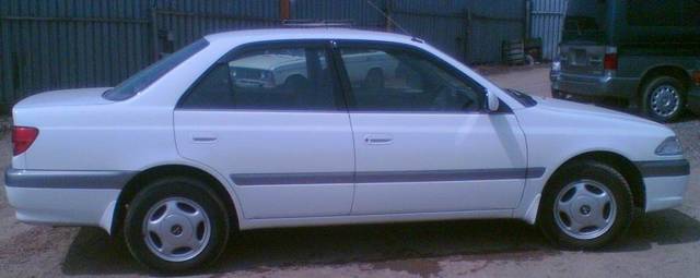 1999 Toyota Carina