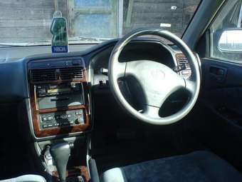 1999 Carina