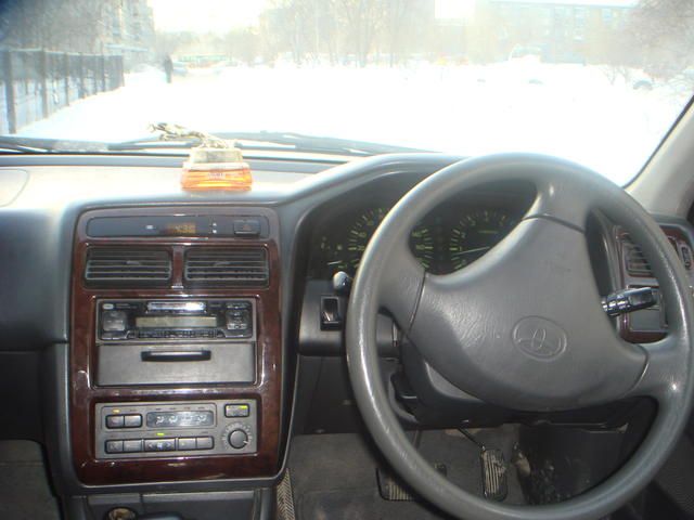 1999 Toyota Carina