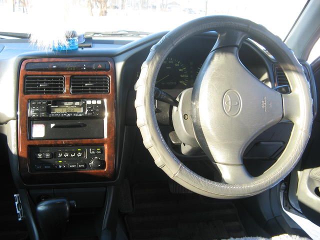 1999 Toyota Carina