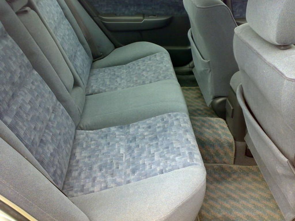 1999 Toyota Carina