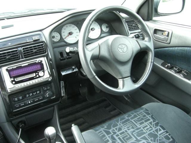 1999 Toyota Carina