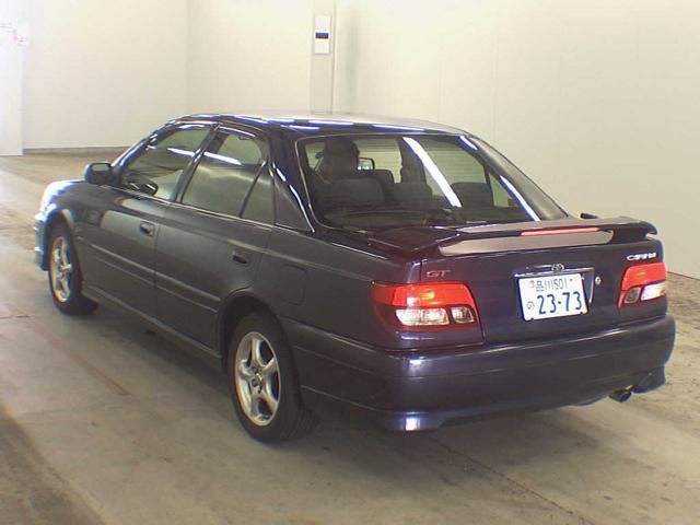 1999 Toyota Carina