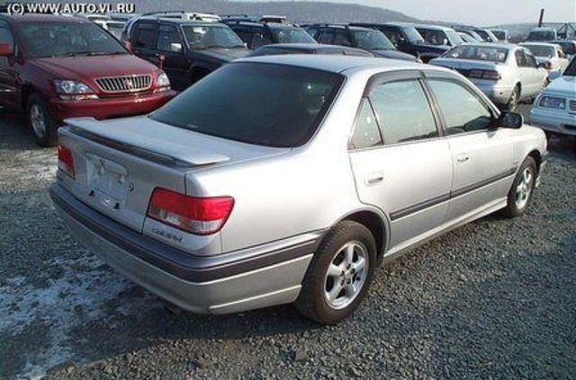 1999 Toyota Carina