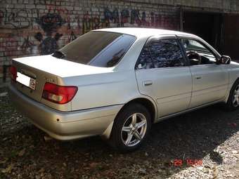 1999 Carina