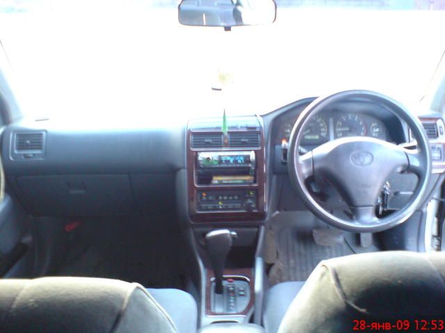 1999 Toyota Carina