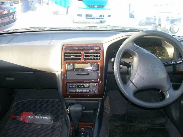 1999 Toyota Carina