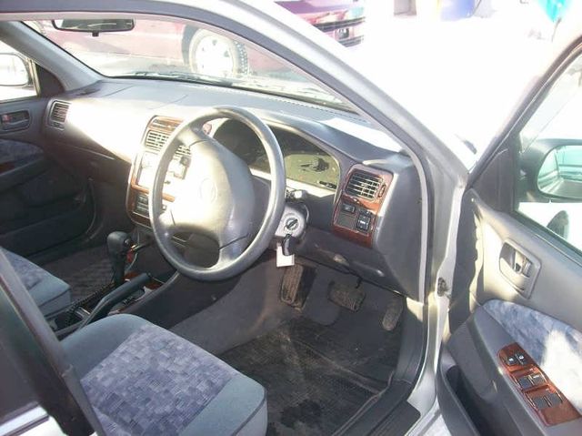 1999 Toyota Carina