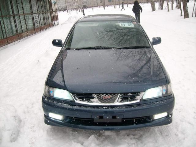 1999 Toyota Carina