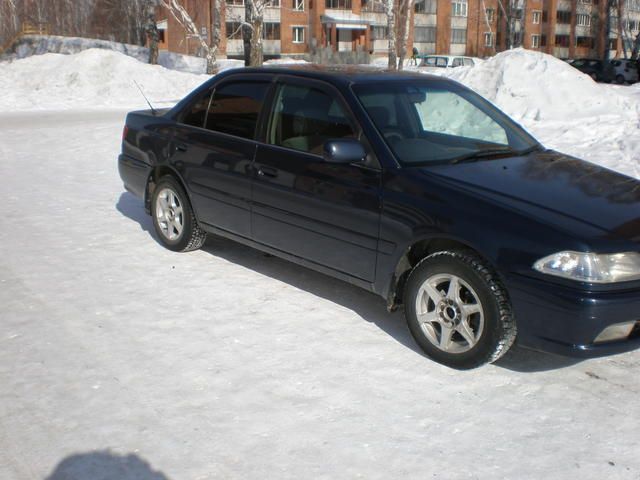 1999 Toyota Carina