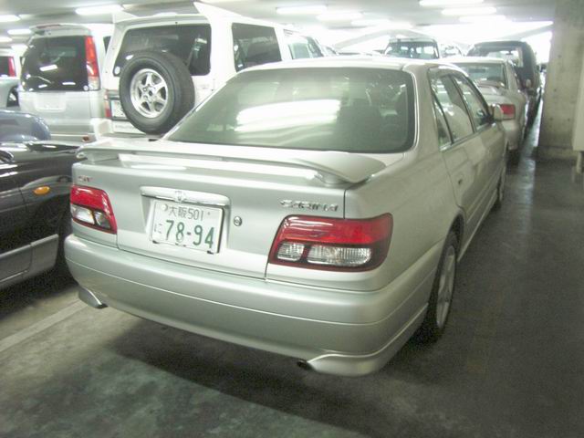 1999 Toyota Carina Photos