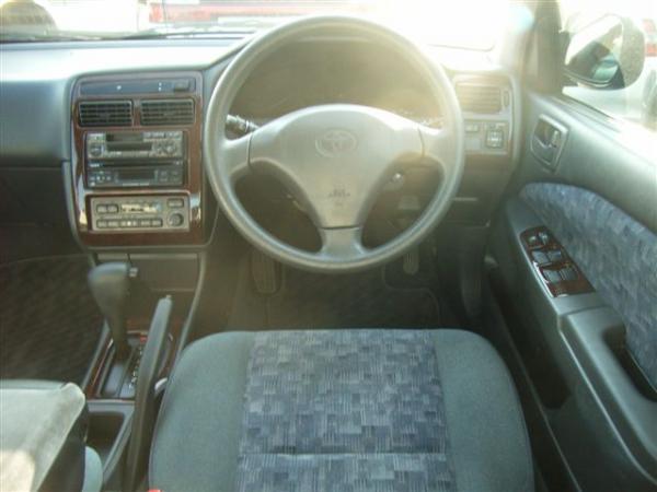 1999 Toyota Carina Pictures