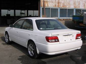 1999 Toyota Carina Pictures