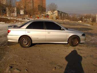 1999 Toyota Carina Photos