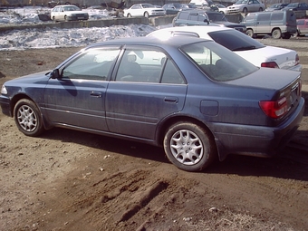 2000 Toyota Carina
