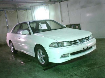 2000 Toyota Carina